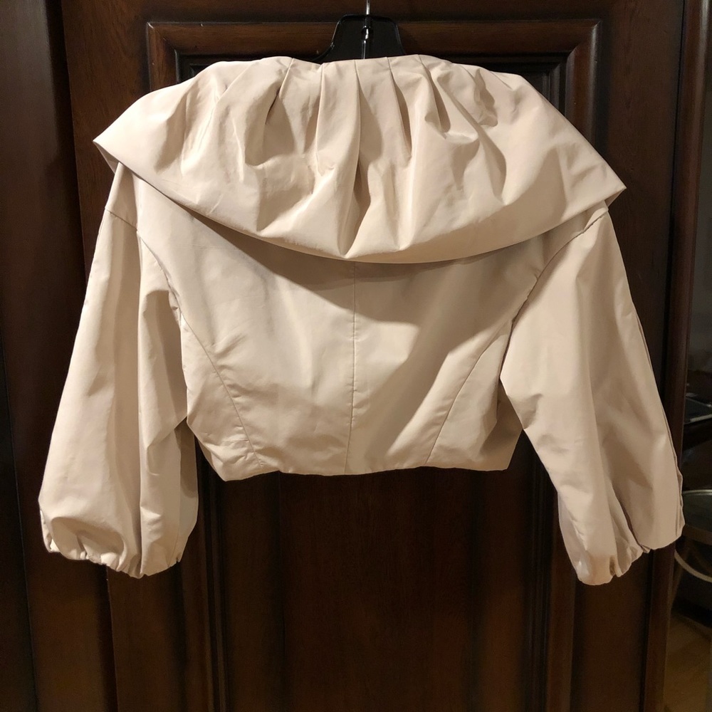NWT BCBGMAXAZRIA Cropped Jacket - Picture 3 of 3